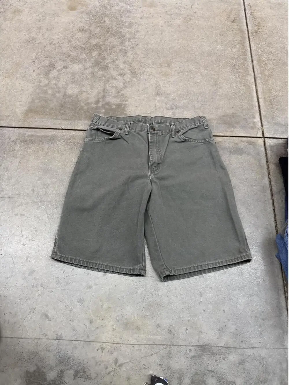 vintage dickies olive green relaxed baggy fit cargo shorts size 34
